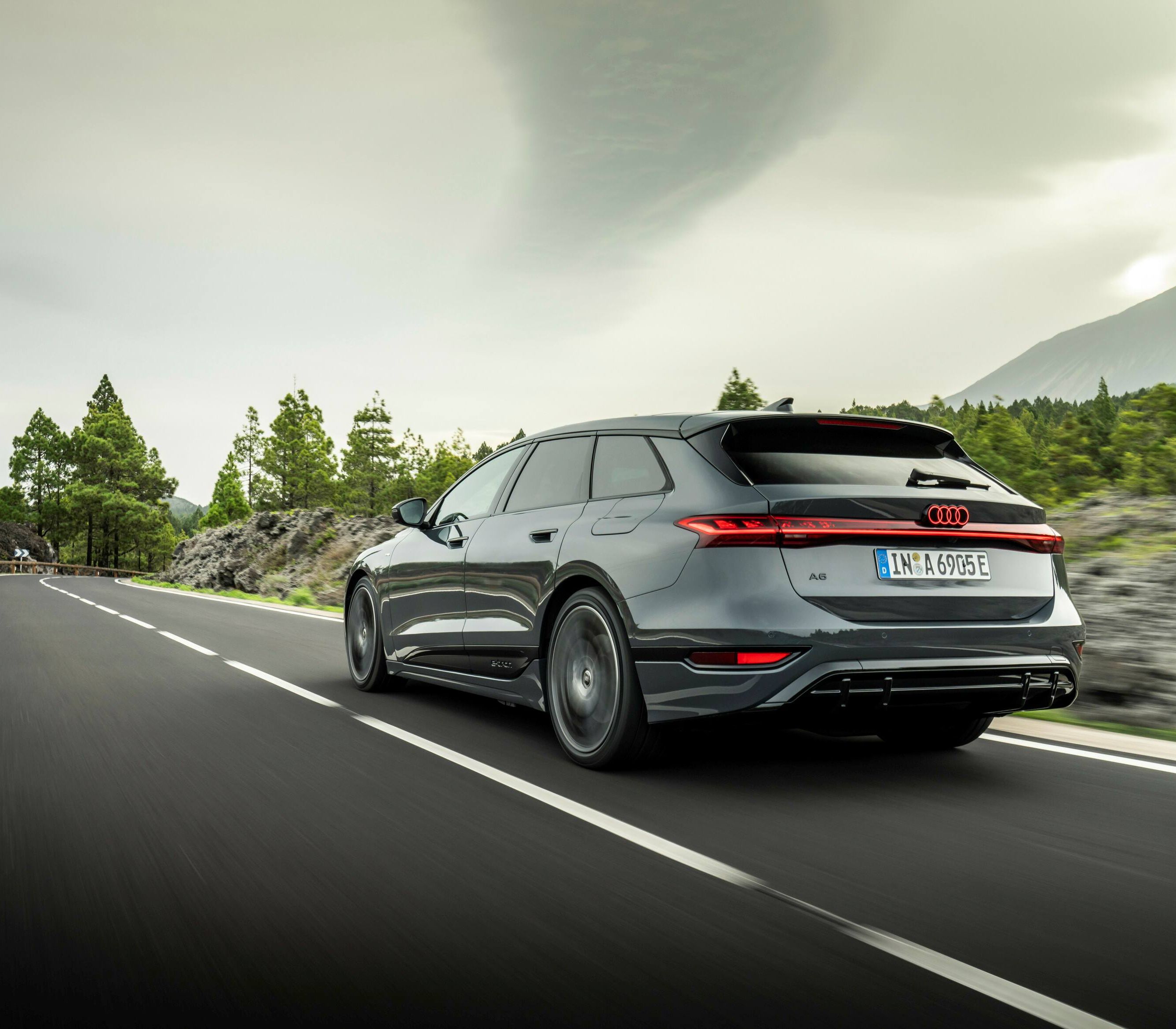 7.	Audi A6 e-tron conquista o título de Elétrico do Ano 2026